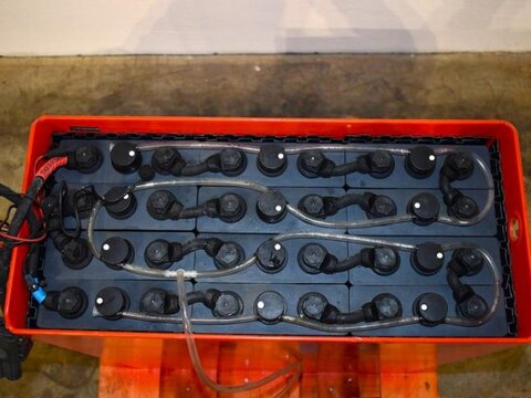 24 Volt 3 PzS 465 Ah 3