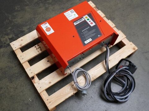 powertron E24V/ 80A 2