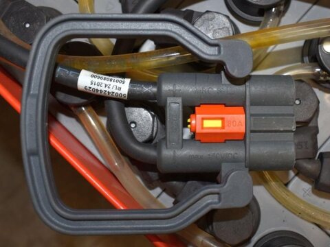 24 Volt 3 PzB 225 Ah 3