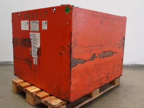 Sonstige 80 Volt 6 PzS 870 Ah