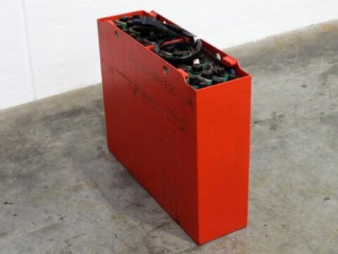 24 Volt 3 PzS 375 Ah 2