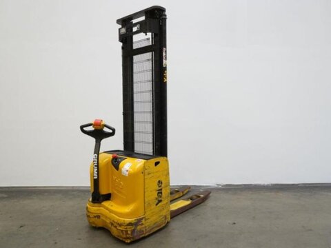 Yale MS12AC