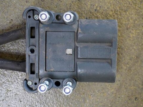 TriCOM Futur Z 48V / 120A 2