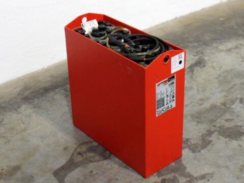 Sonstige 24 Volt 3 PzB 225 Ah