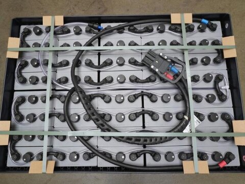 80 Volt 4 PzS 620 Ah 3