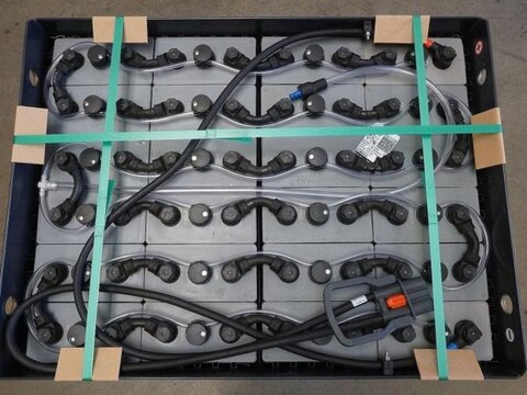 48 Volt 5 PzS 775 Ah 3