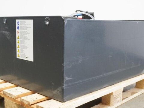 80 Volt 4 PzS 320 Ah 2