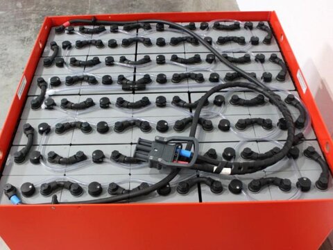 80 Volt 6 PzS 870 Ah 3