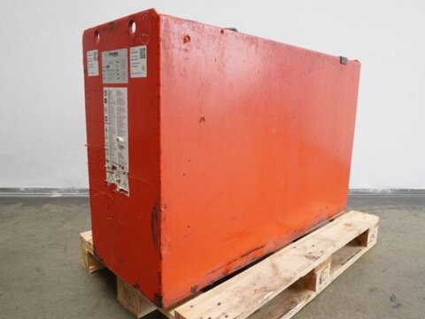 Sonstige 48 Volt 5 PzS 775 Ah
