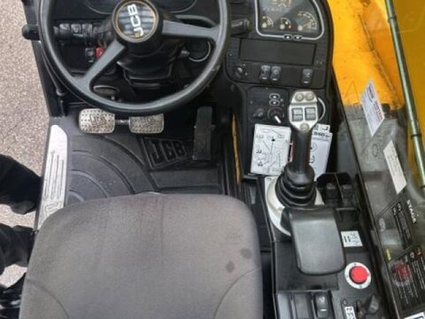 JCB 540-180 HiViz 3