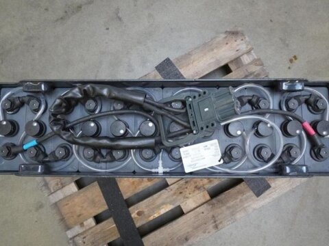 Linde 24 Volt 3 PzS 375 Ah 3