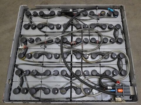 48 Volt 6 PzS 750 Ah 3
