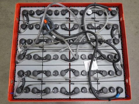 48 Volt 6 PzS 750 Ah 3