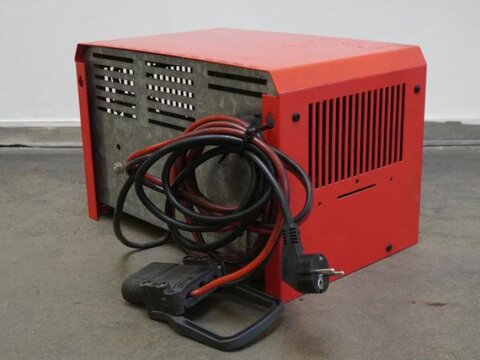 indatron IC plus 24V/30A 2