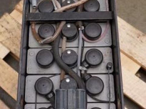 24 Volt 3 PzS 375 Ah 3