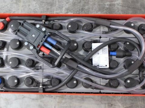 24 Volt 3 PzS 375 Ah 3