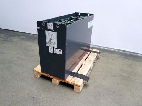 Sonstige 48 Volt 5 PzS 700 Ah