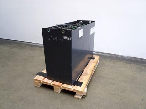 48 Volt 5 PzS 700 Ah 2