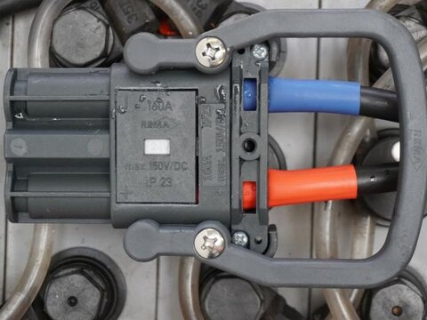 24 Volt 3 PzS 375 Ah 3