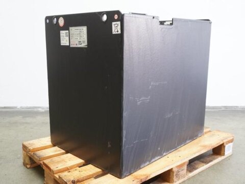 Sonstige 48 Volt 5 PzS 775 Ah
