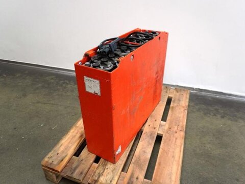 24 Volt 3 PzS 375 Ah 2