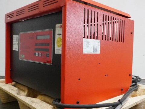 Sonstige Intronic B EU E 24V/80A