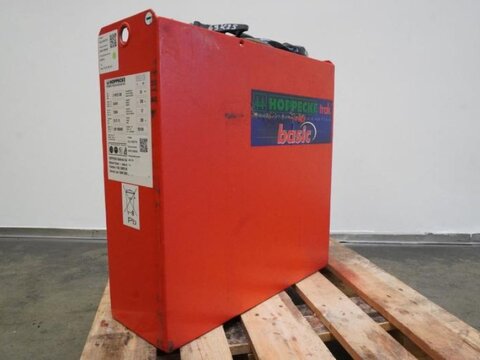 24 Volt 2 PzS 250 Ah 1