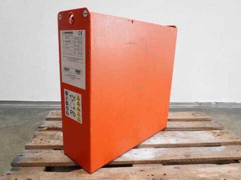24 Volt 2 PzS 230 Ah 1