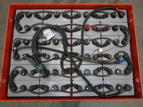 48 Volt 5 PzS 775 Ah 3