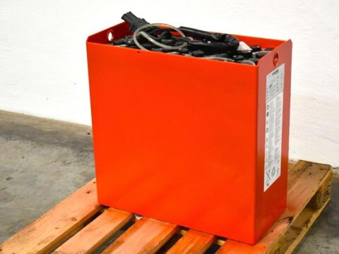 24 Volt 3 PzS 345 Ah 2