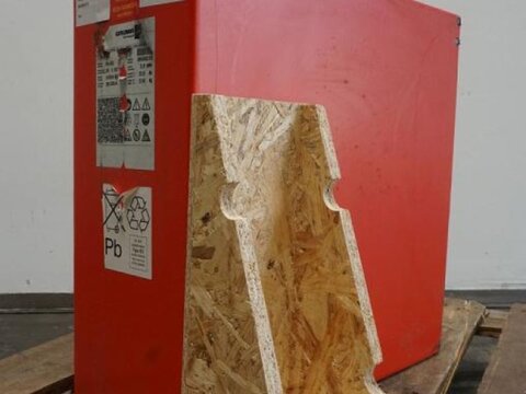 Sonstige 24 Volt 3 PzV 213 Ah