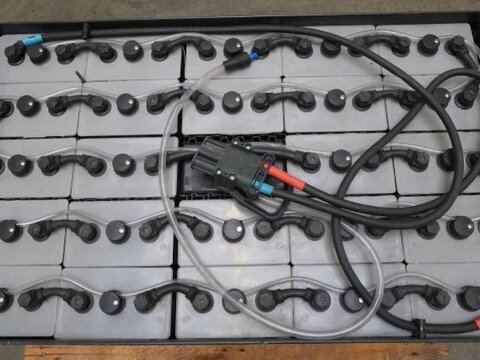 48 Volt 6 PzS 750 Ah 3