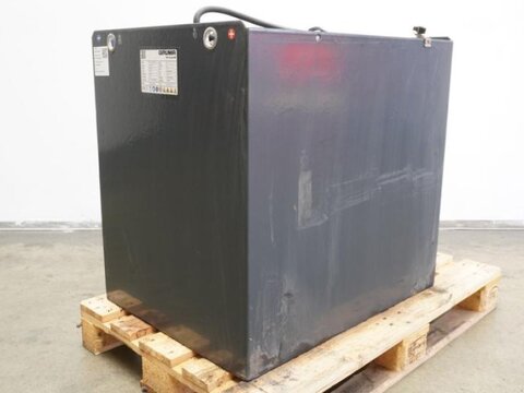 Sonstige 48 Volt 5 PzS 775 Ah