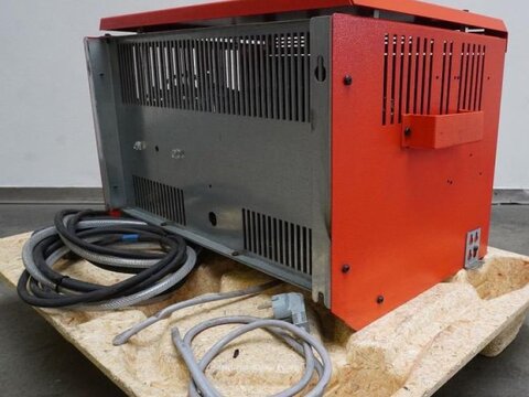 Intronic B EU E 24V/80A 2