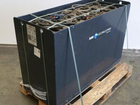 48 Volt 6 PzS 840 Ah 1