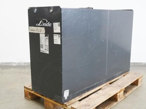Sonstige 48 Volt 5 PzS 775 Ah
