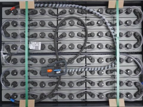 80 Volt 4 PzS 500 Ah 3