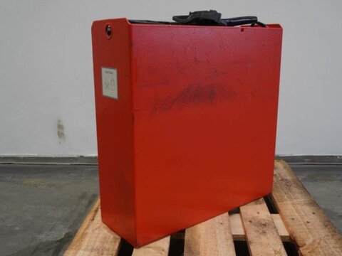 24 Volt 2 PzS 250 Ah 2