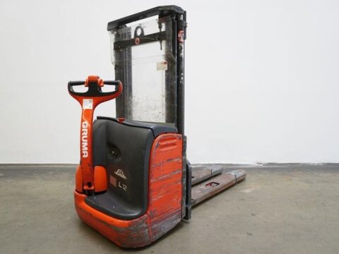 Linde L 12 379