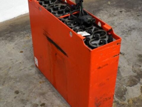 24 Volt 3 PzS 375 Ah 2