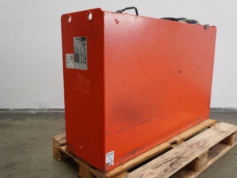 Sonstige 48 Volt 4 PzS 620 Ah
