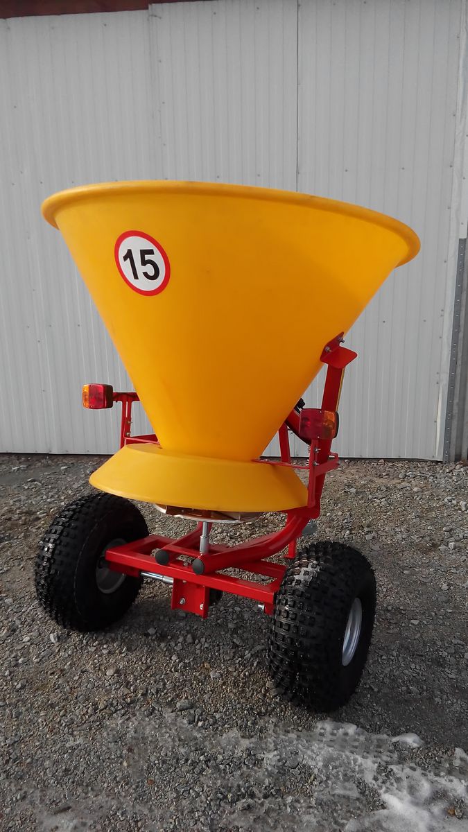 Salzstreuer, Splittstreuer, Sandstreuer 3