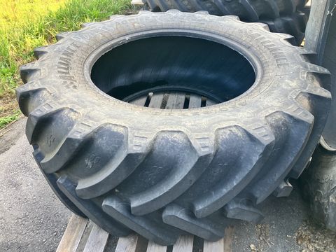 Alliance 650/65 R38