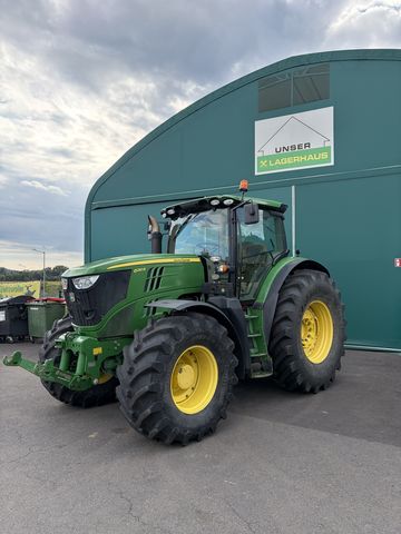 John Deere 6210R