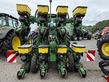 John Deere Planter 1725