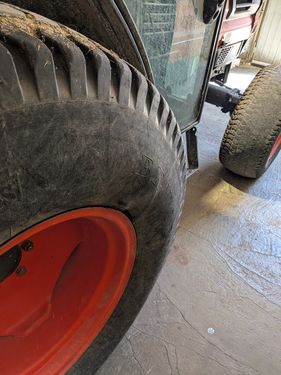 Kubota L4200D