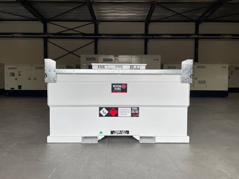 Sonstige Global - 40TCG - 4.500 Liter fuel Tank - DPX-310