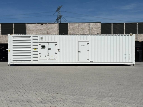 Sonstige 16M33G2000/5 - 2065 kVA generator - DPX-19886