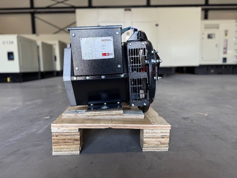 Sonstige DPX CJ164C - 13,5 kVA Alternator - DPX-33900