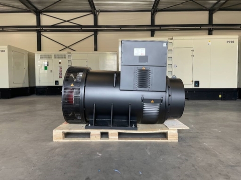 Sonstige DPX CJ634B - 725 kVA Alternator - DPX-33914